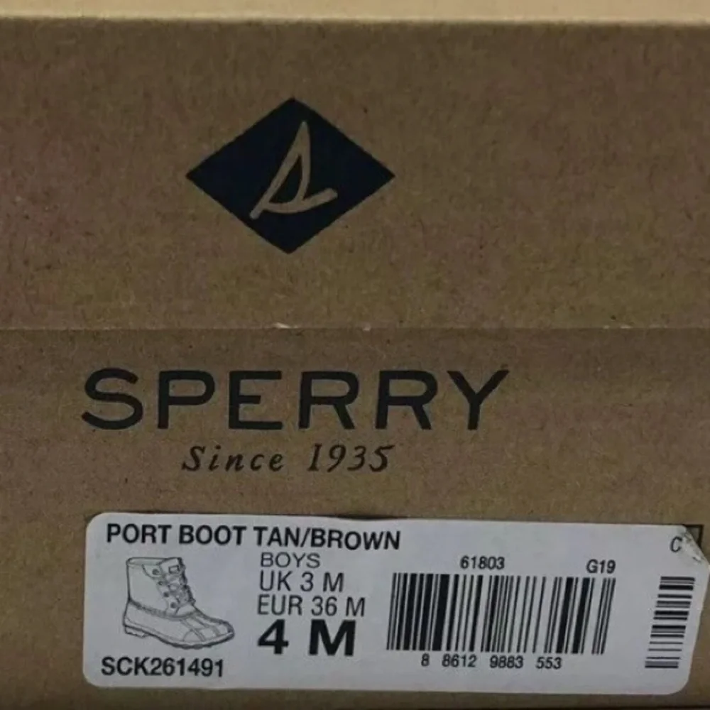 Sperry Big Kids’ Port Brown Waterproof Winter Boots, Boys’ Size 4 M